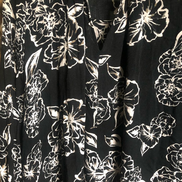 Free People Black Floral Print Swing Tunic size small - Picture 6 of 6